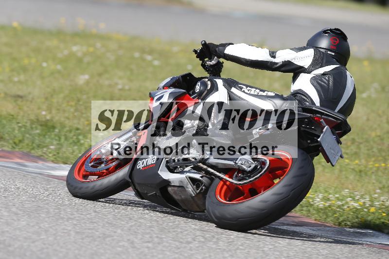Archiv-2025/22 06.06.2025 DISCOVER the BIKE ADR/Race 3 rot/67